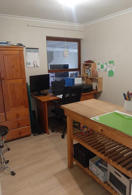 To Let 4 Bedroom Property for Rent in Strand Western Cape